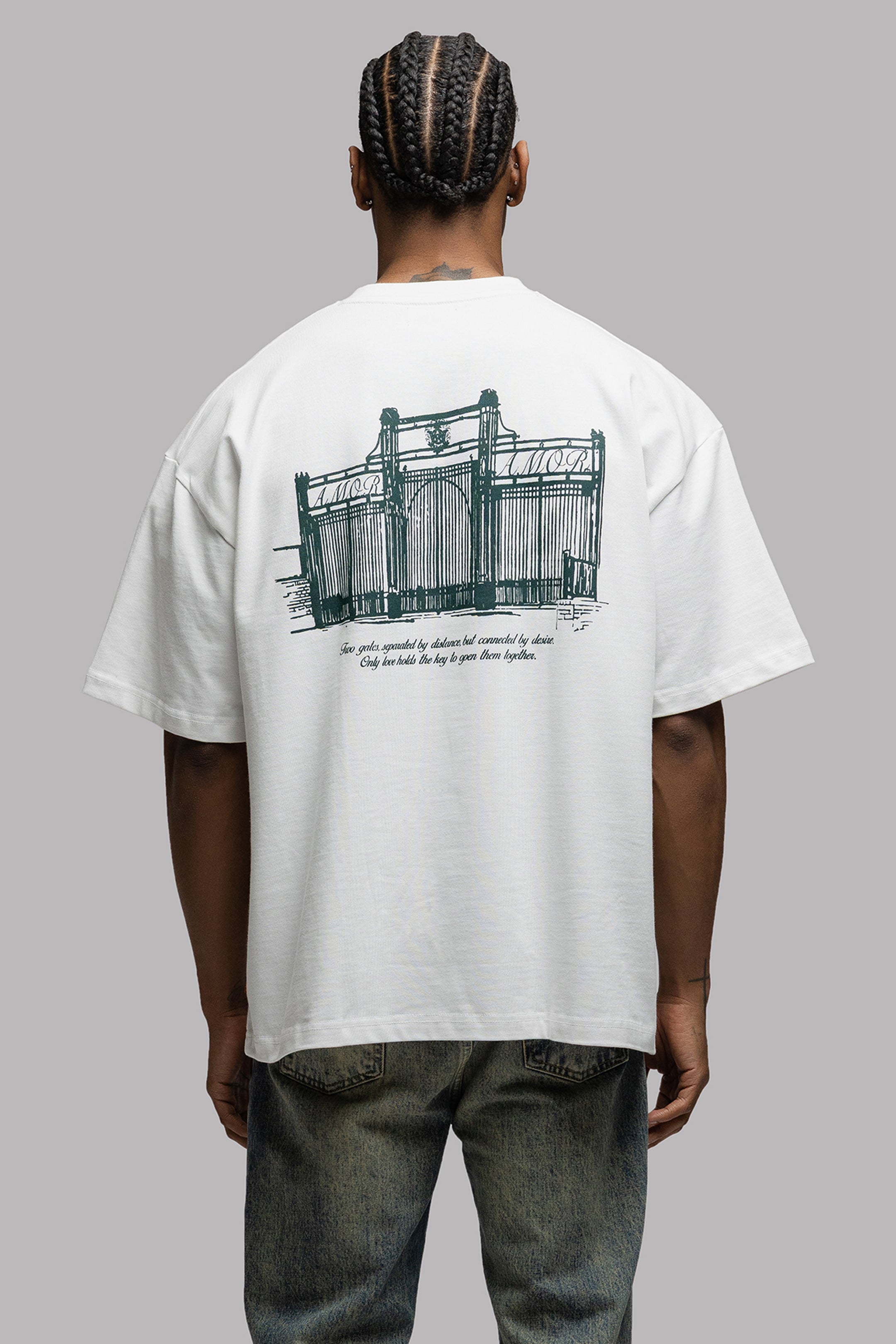 GATE OF DESIRE T-SHIRT IN WHITE