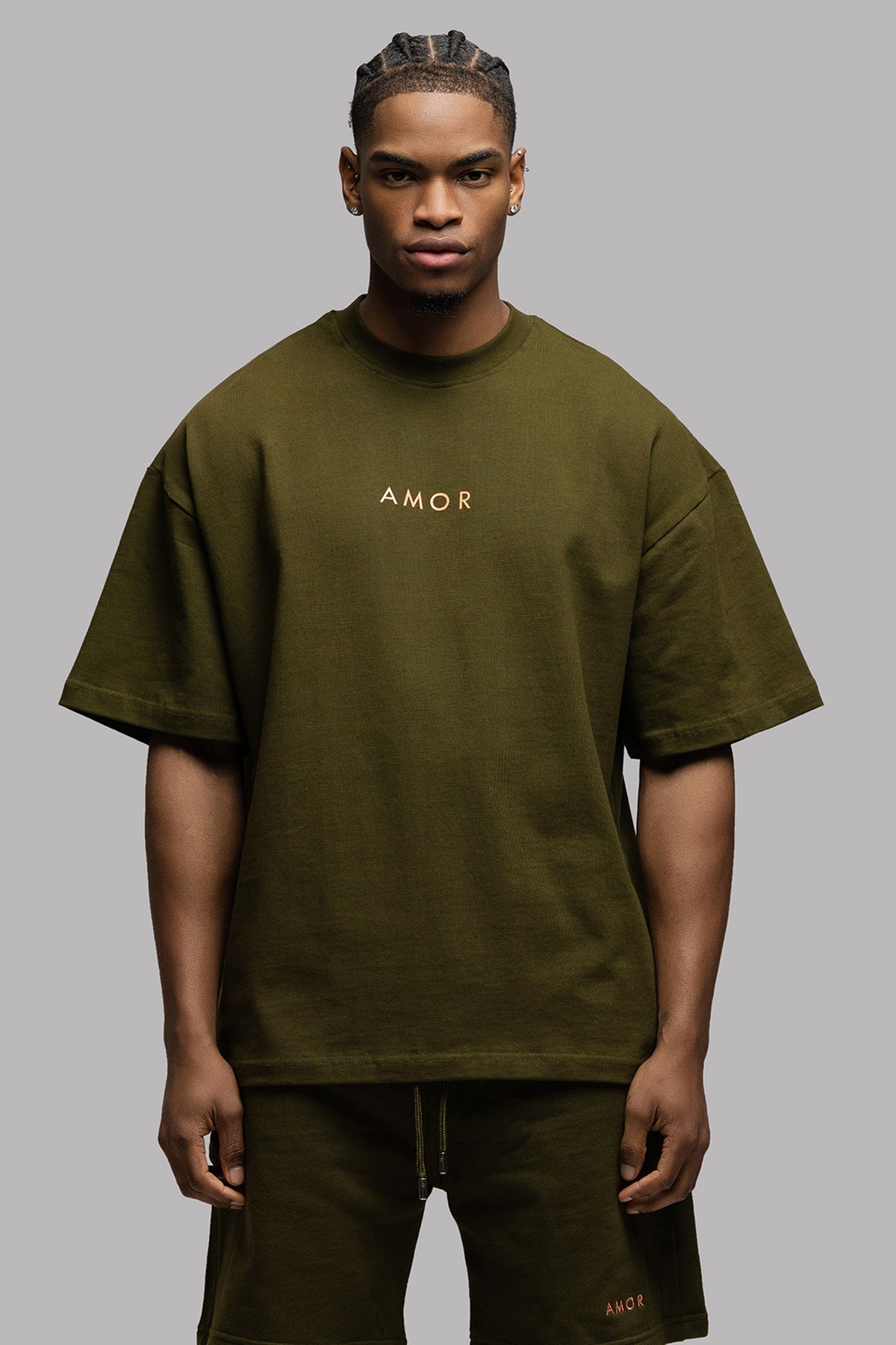 AMOR TEE IN ARMY GREEN