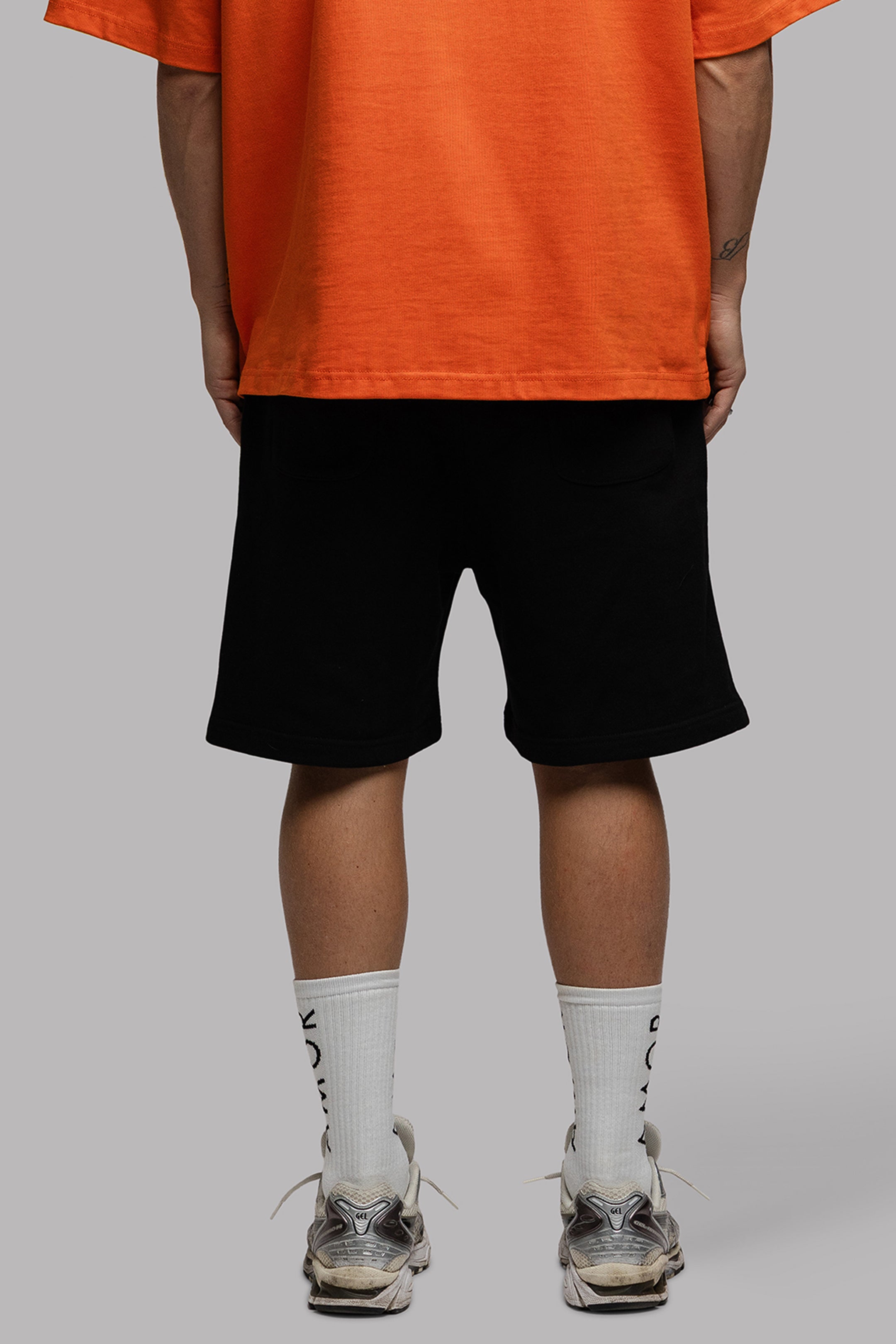 AMOR CLUB SHORT IN BLACK