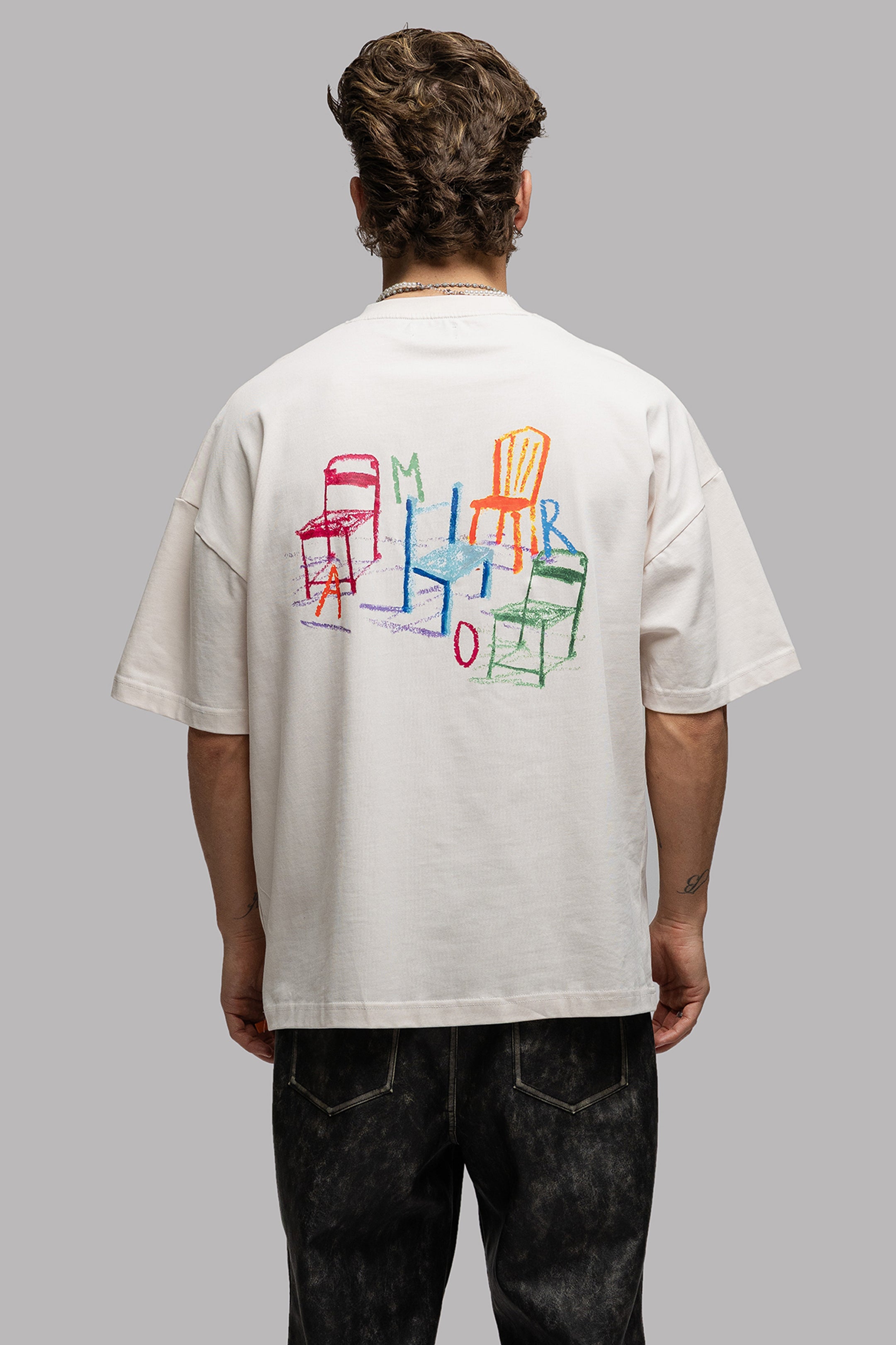 LOVE CHAIR T-SHIRT IN BEIGE