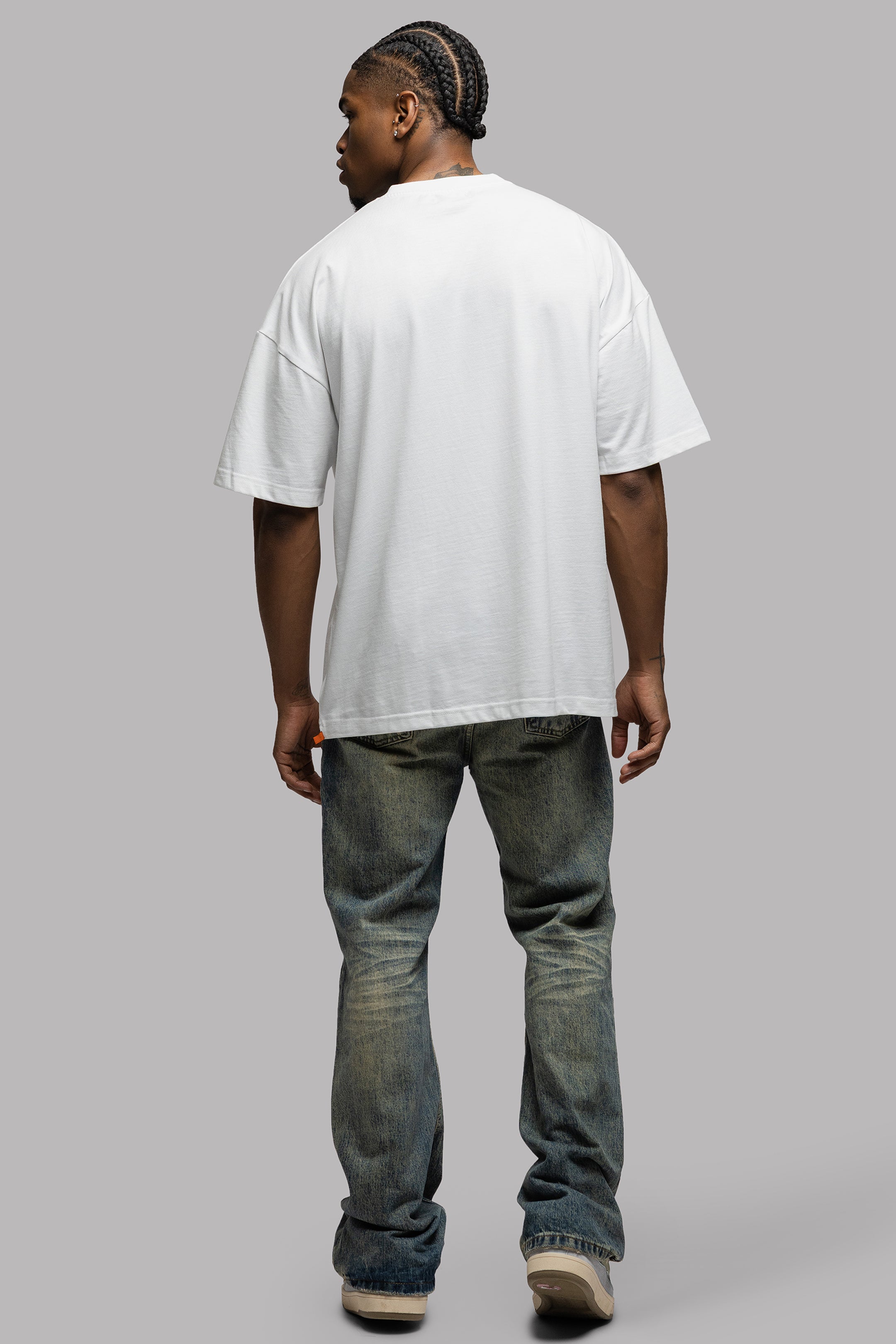 FLORA T-SHIRT IN WHITE