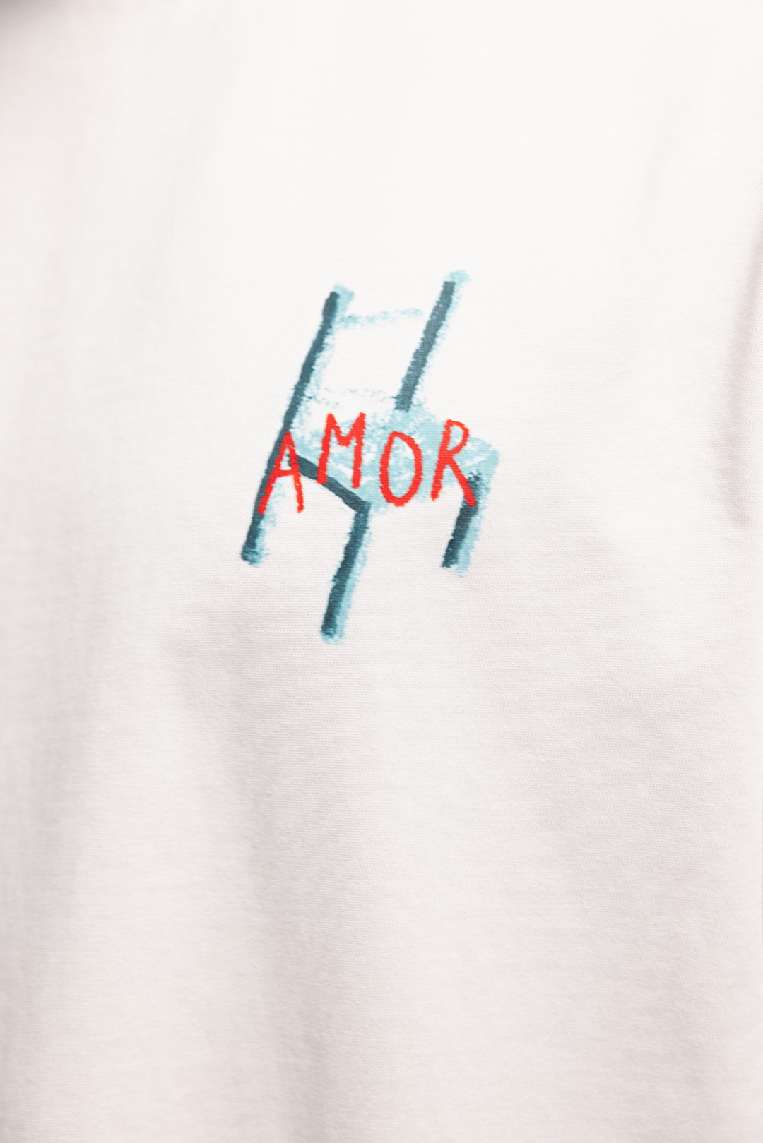 LOVE CHAIR T-SHIRT IN BEIGE