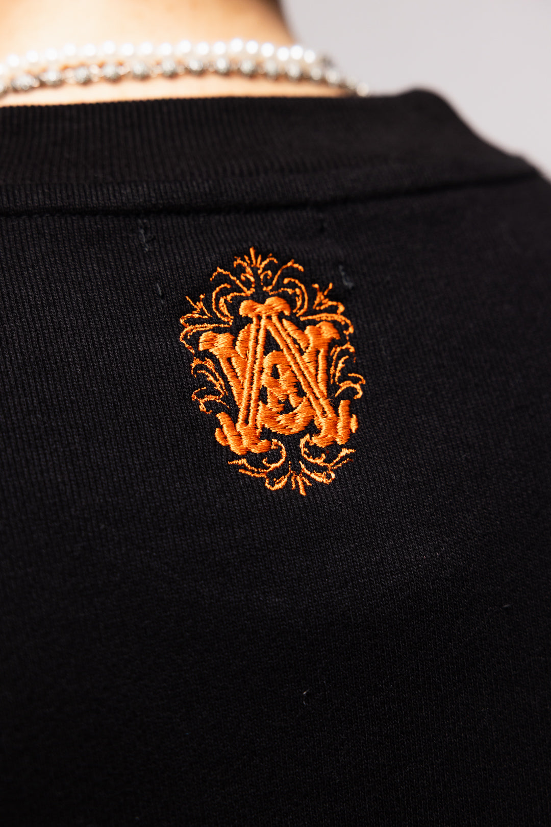 AMOR CLUB TRACKSUIT IN NIGHTBLACK