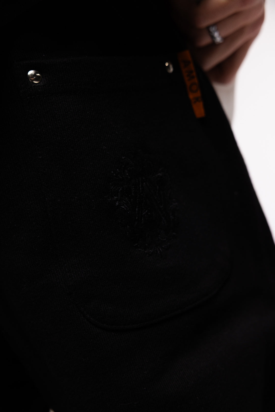 AMOR CLUB TRACKSUIT IN NIGHTBLACK